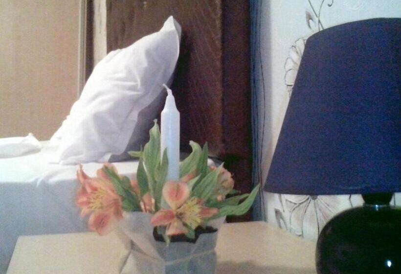 La Piazza Primorsko Rooms & Apartments