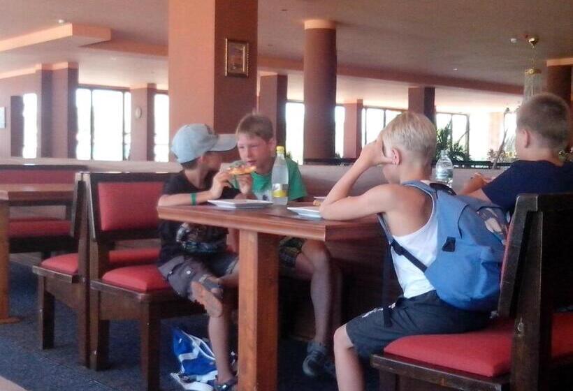 La Piazza Primorsko Rooms & Apartments