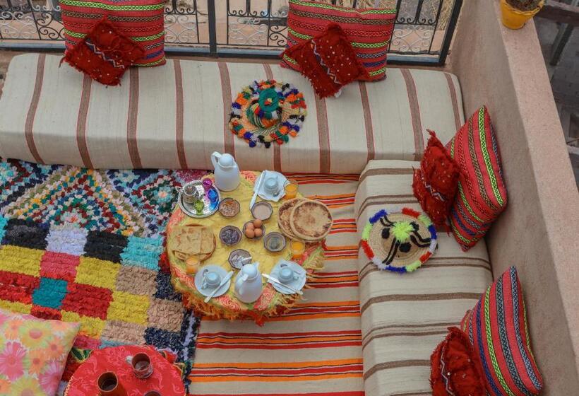 بنسيون Auberge Atlas Tamatertt