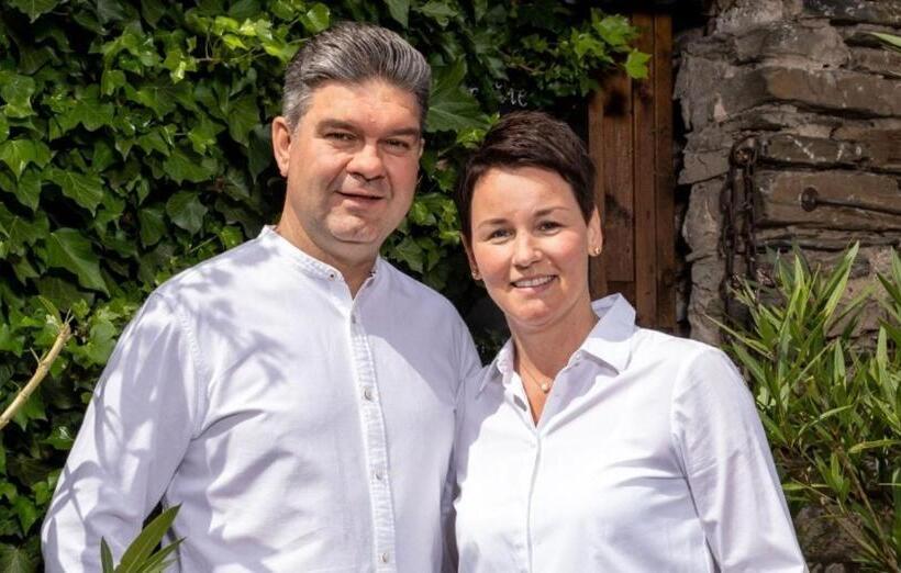 펜션 Ferienweingut Villa Hausmann