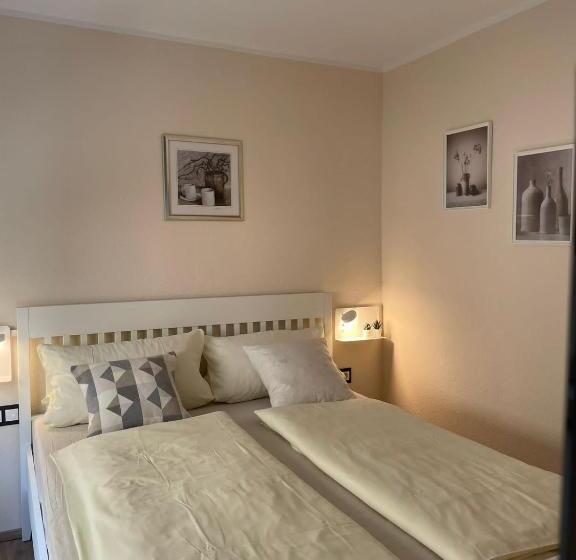 بنسيون Gasthaus Stammbaum