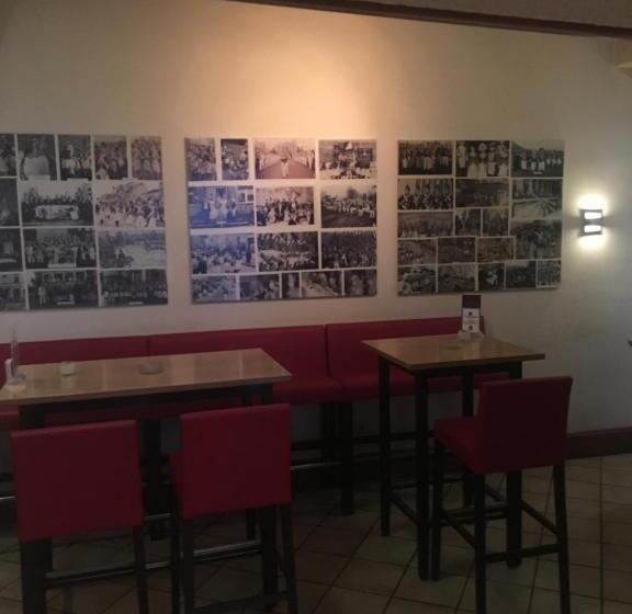 بنسيون Gasthaus Stammbaum