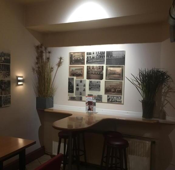 بنسيون Gasthaus Stammbaum