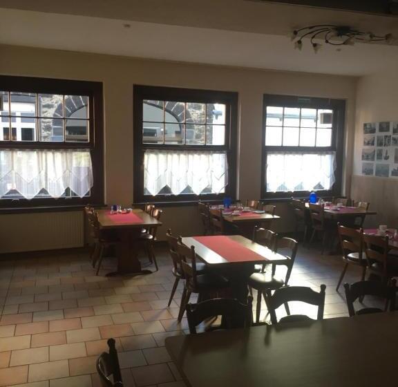 بنسيون Gasthaus Stammbaum