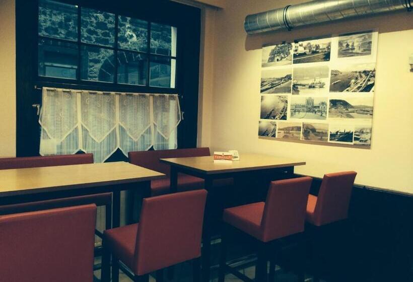 بنسيون Gasthaus Stammbaum