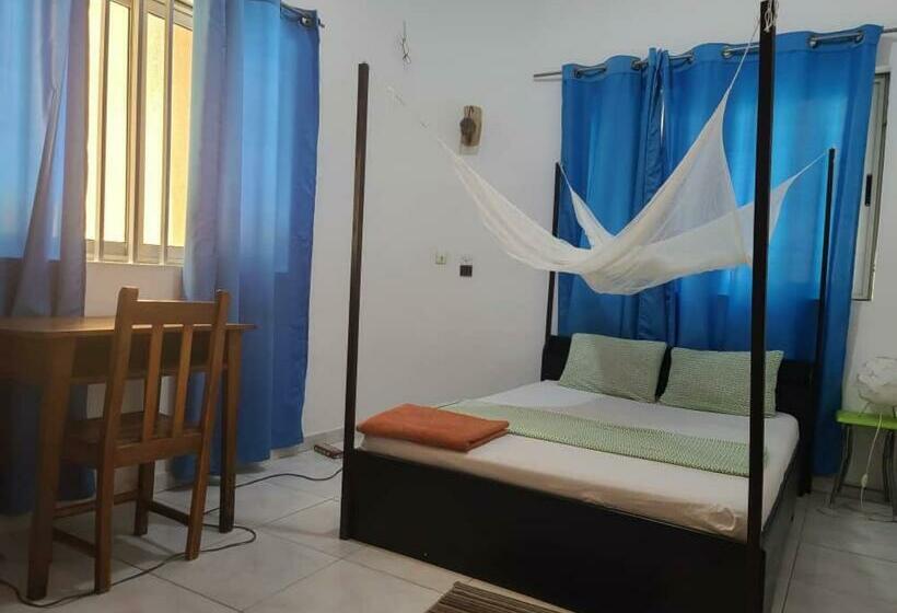 پانسیون Guesthouse Cocotiers Cotonou