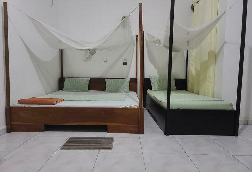 پانسیون Guesthouse Cocotiers Cotonou