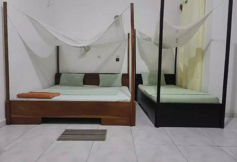 پانسیون Guesthouse Cocotiers Cotonou