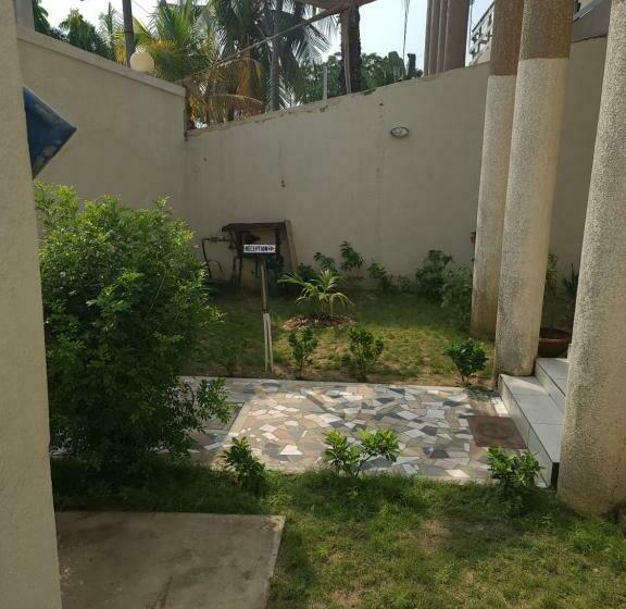 پانسیون Guesthouse Cocotiers Cotonou