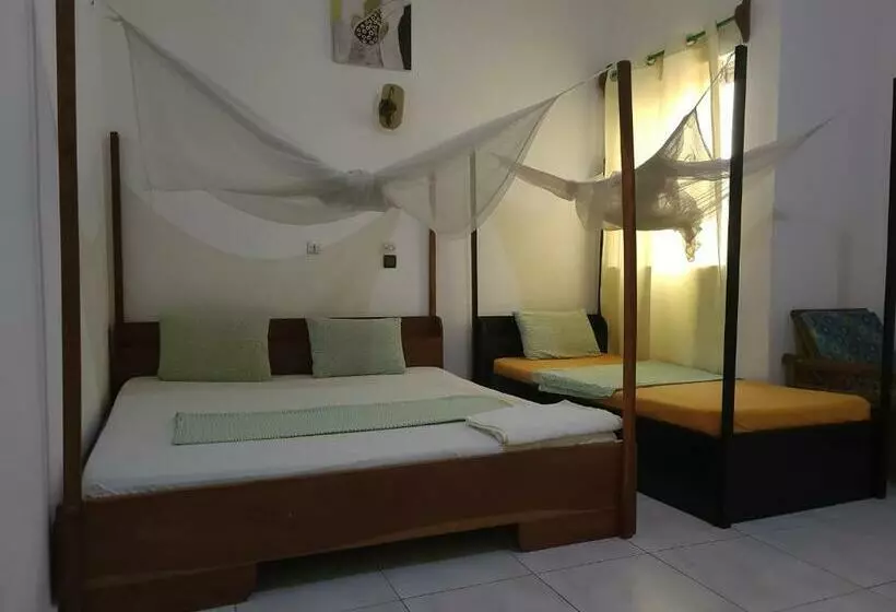 پانسیون Guesthouse Cocotiers Cotonou