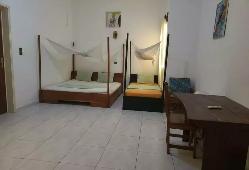 پانسیون Guesthouse Cocotiers Cotonou