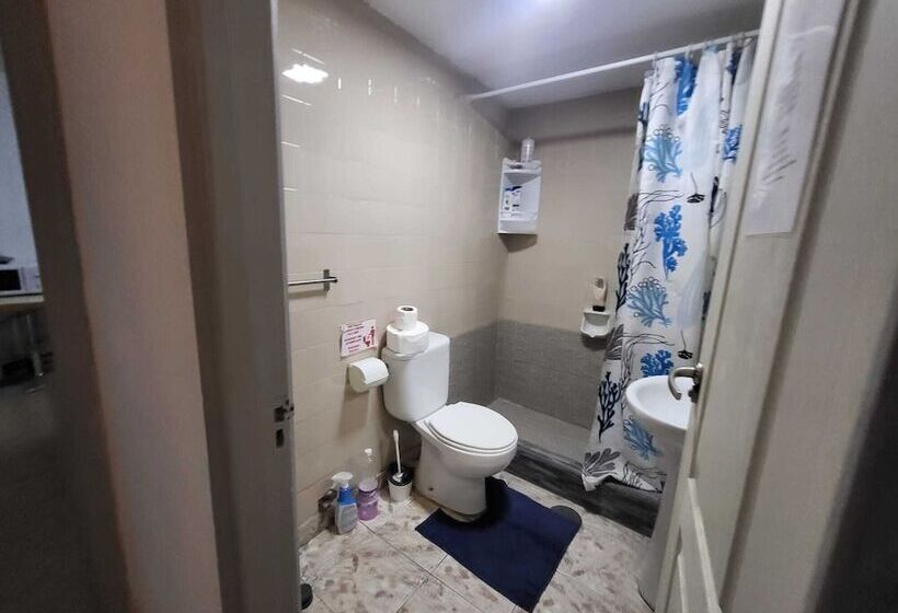 펜션 Low Cost Room Las Llaves 3