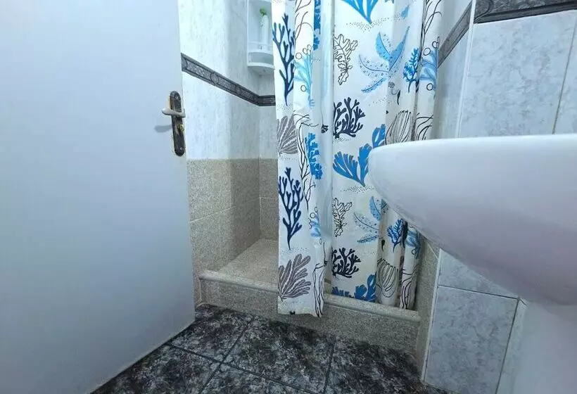 Majatalo Low Cost Room Las Llaves 3