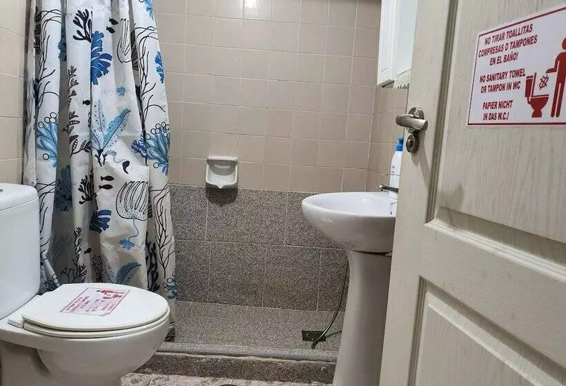 Majatalo Low Cost Room Las Llaves 3