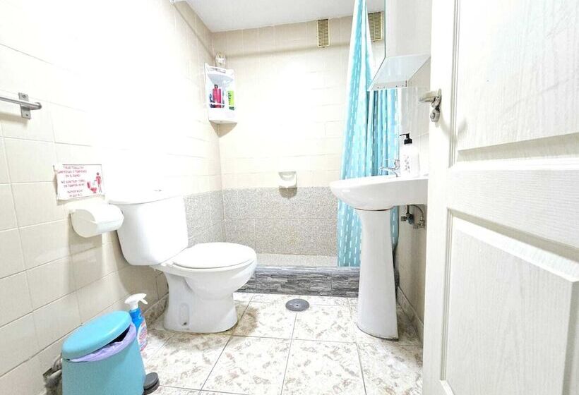 펜션 Low Cost Room Las Llaves 3