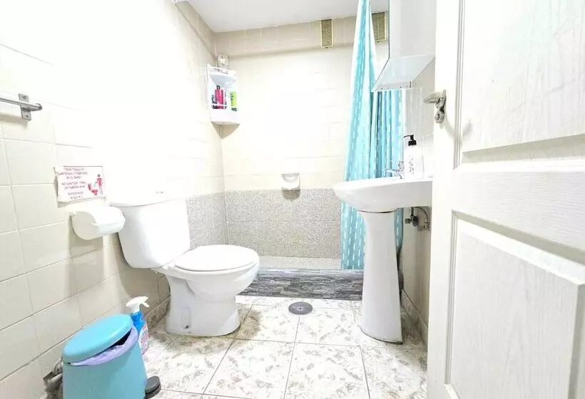 Majatalo Low Cost Room Las Llaves 3