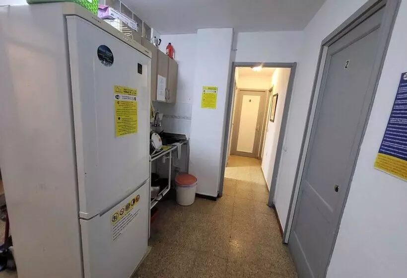 Majatalo Low Cost Room Las Llaves 3