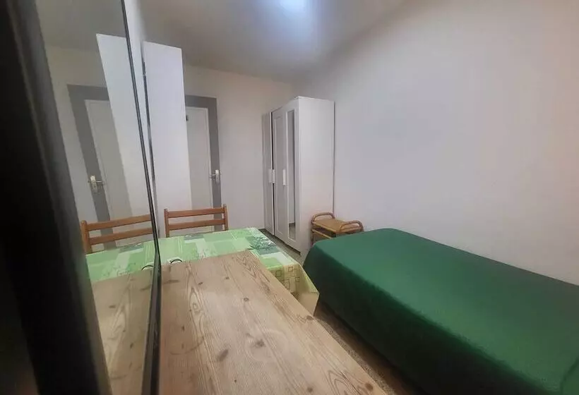 Majatalo Low Cost Room Las Llaves 3