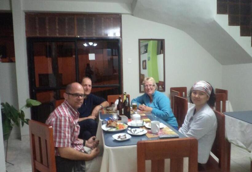 پانسیون ñuñurco Travellers