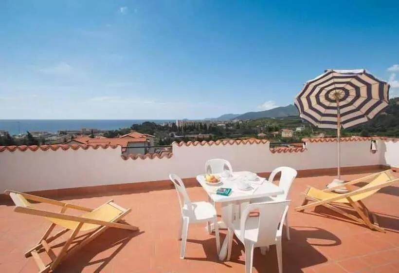 Residenza Dei Fiori   By Mamberto S.r.l