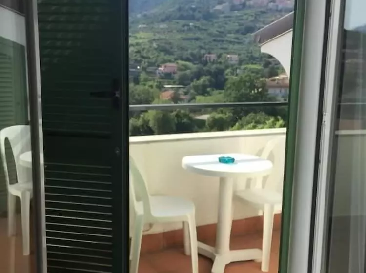 Residenza Dei Fiori   By Mamberto S.r.l