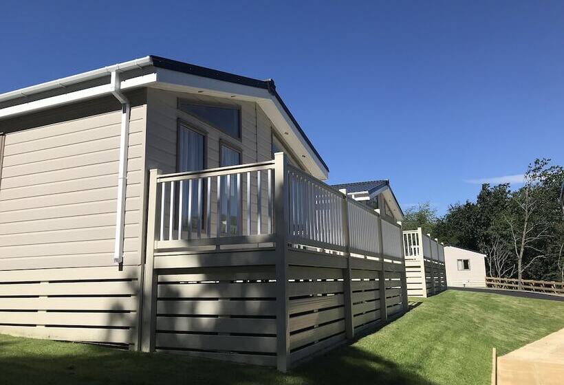 Riverside Rothbury Superior Lodge