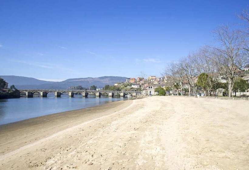 Hostel Albergue O Mesón