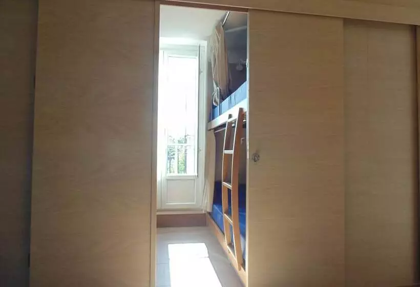 Hostel Albergue O Mesón