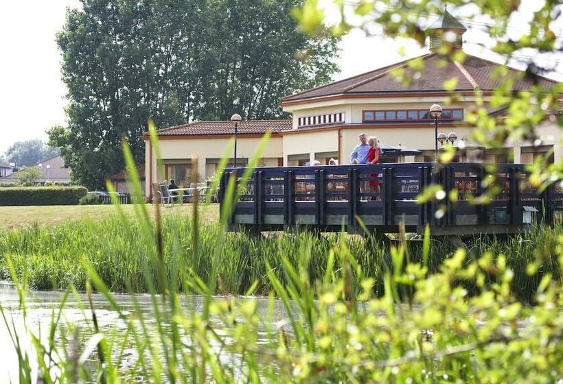 The Waterfront Hotel Spa & Golf