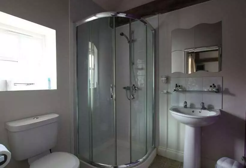 ベッドアンドブレックファースト Dickleburgh Crown