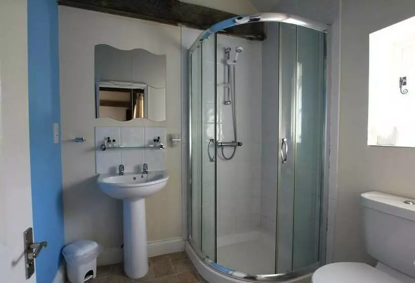 ベッドアンドブレックファースト Dickleburgh Crown