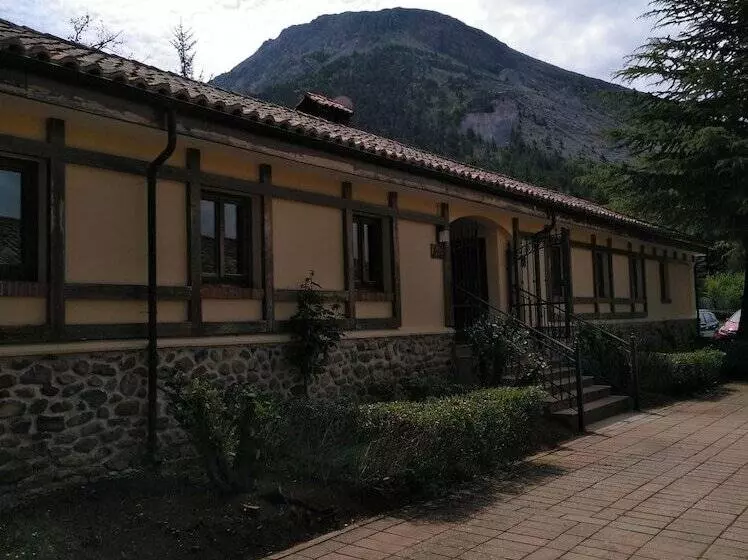 Hostel El Oso Pardo