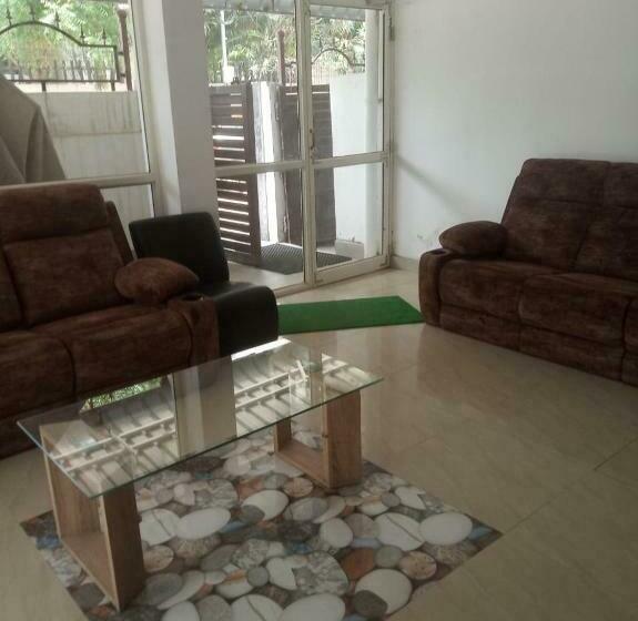 酒店 Fab Lg Grand Inn