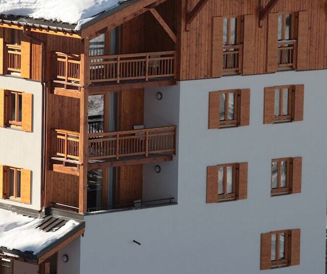 فندق Le Chalet Du Mont Vallon Spa Resort