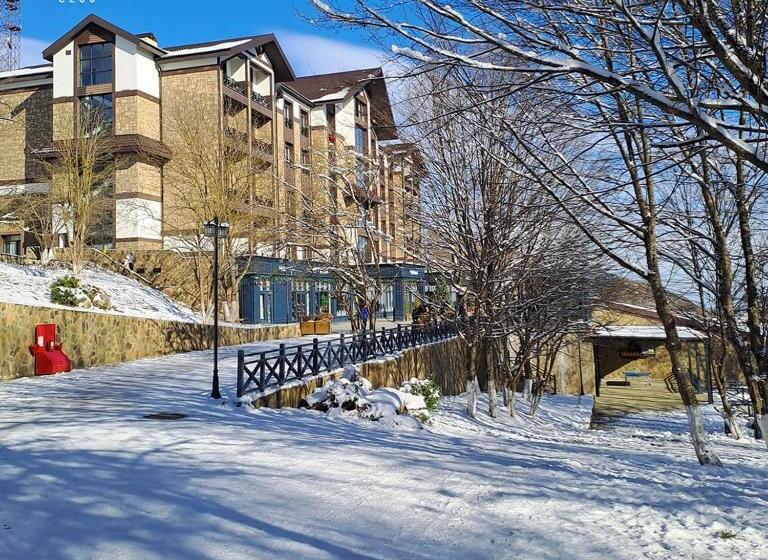 هتل Macara Lake Park