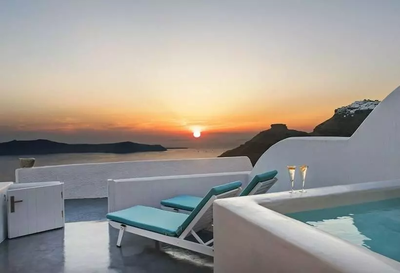 پانسیون Akra Suites & Spa