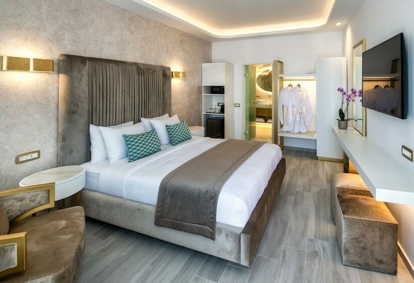 پانسیون Akra Suites & Spa