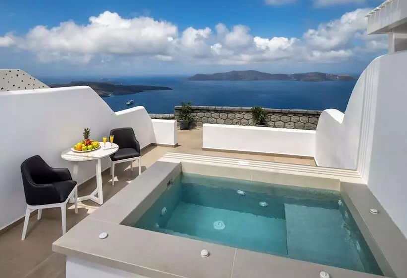 پانسیون Akra Suites & Spa