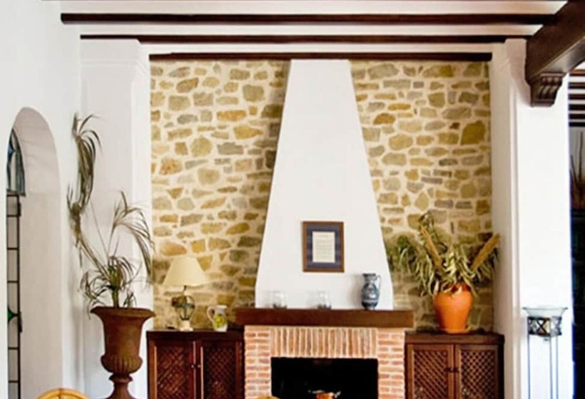 بنسيون Hospedería Doña Lola Zahara