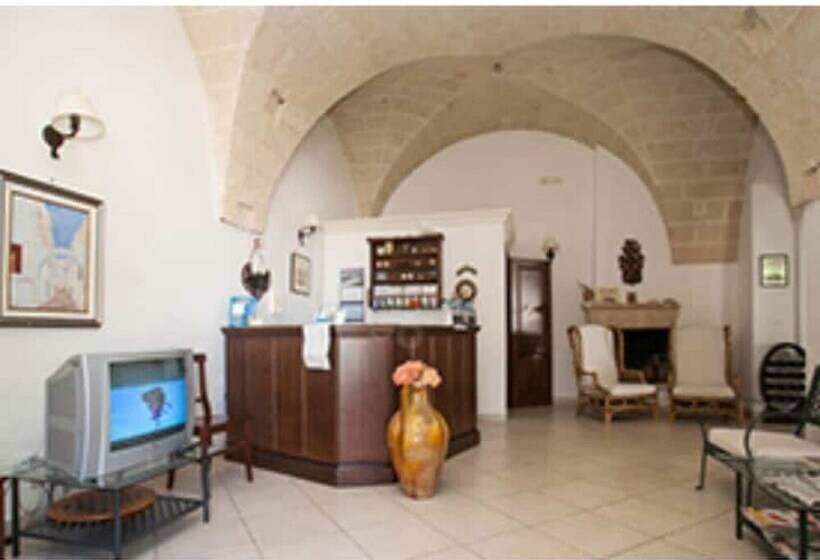 پانسیون Room In Bb  Stunning Quadruple Room In Ancient Masseria Near The Sea In A Quiet Olive Trees