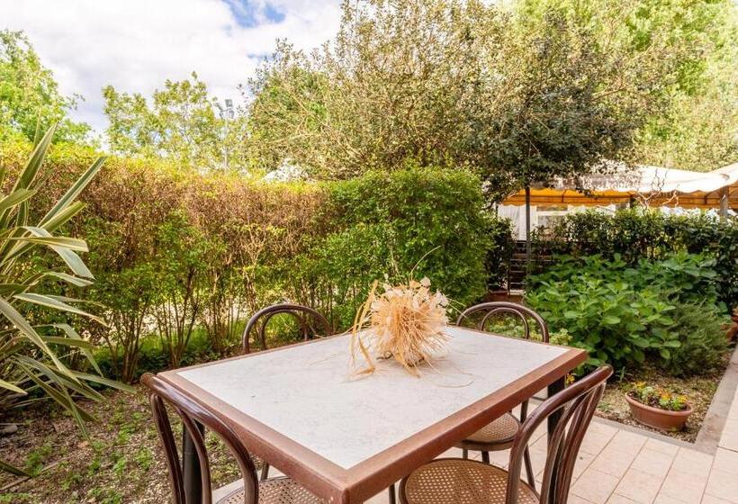 פנסיון Room In Farmhouse   Apartment In Farmhouse Casolare Dei Fiori