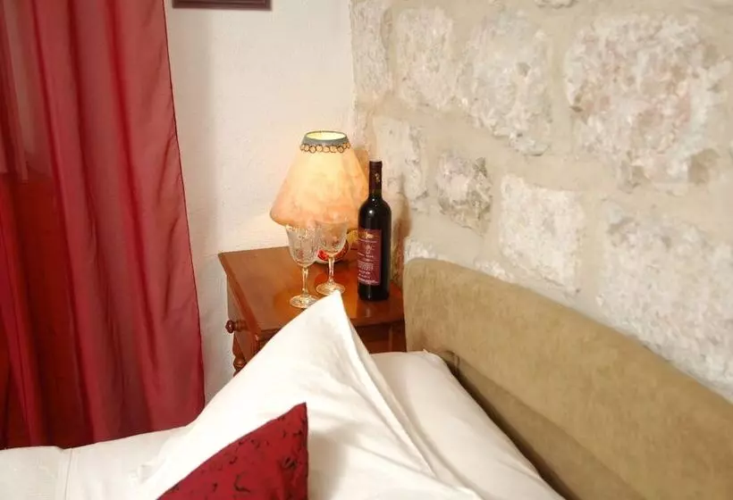 پانسیون Villa Sigurata Ii