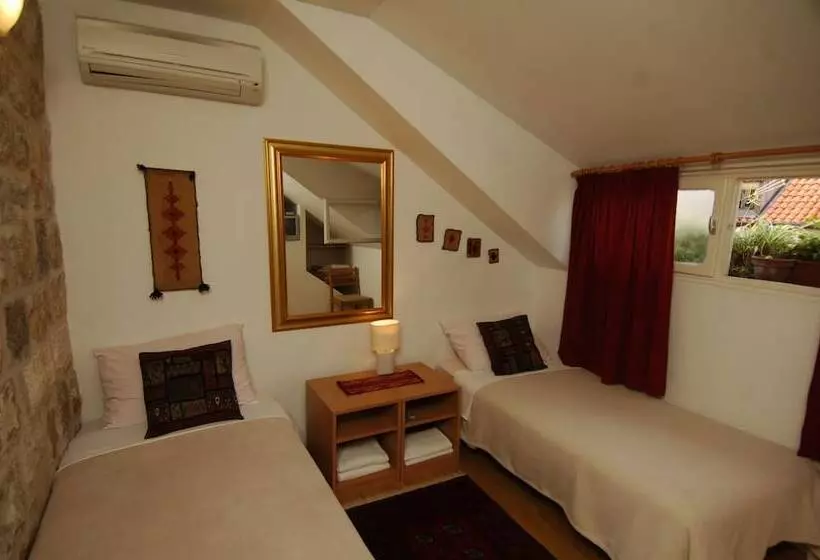 پانسیون Villa Sigurata Ii