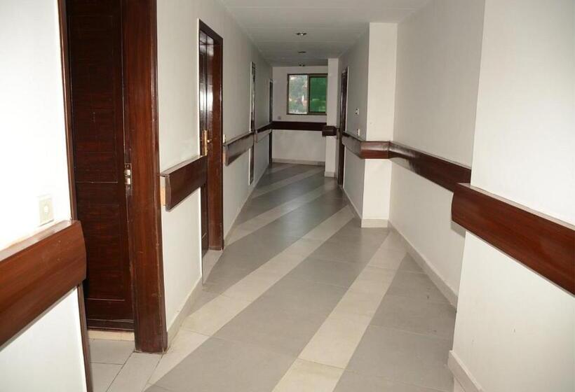 Sangam Hotel Muzaffarabad