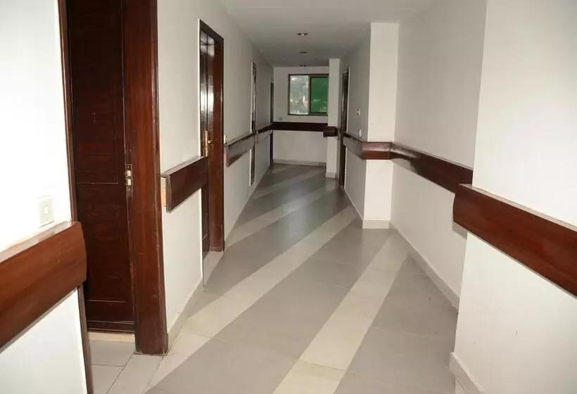 Sangam Hotel Muzaffarabad