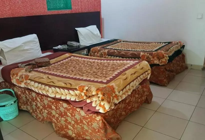 Sangam Hotel Muzaffarabad