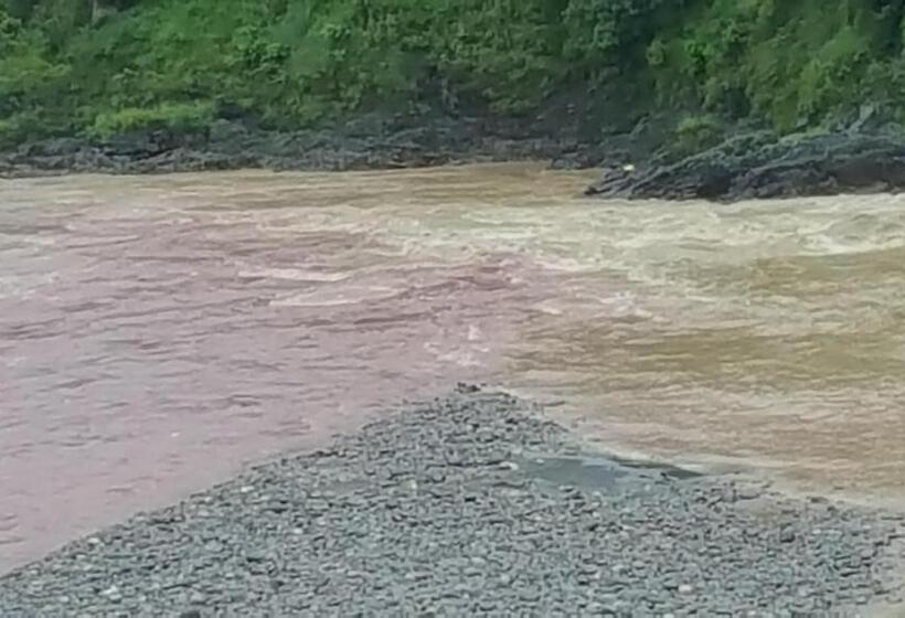 Sangam Hotel Muzaffarabad