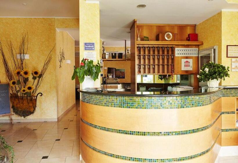 בית מלון כפרי 2000