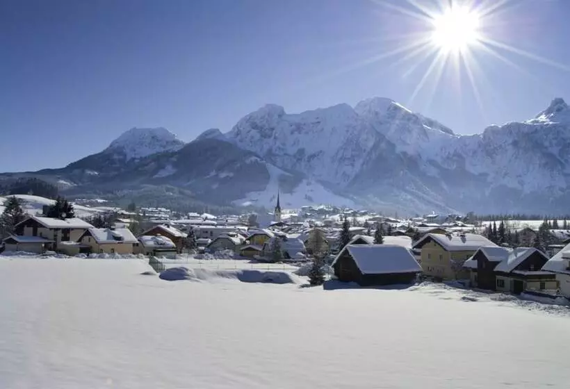 Отель Der Abtenauer