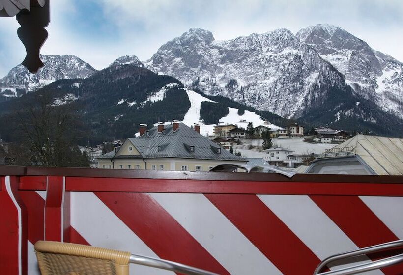 ホテル Der Abtenauer